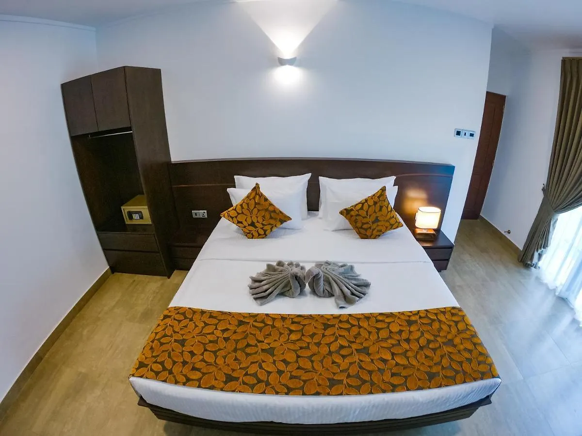 Bony'S Holiday Inn Negombo Bed & Breakfast