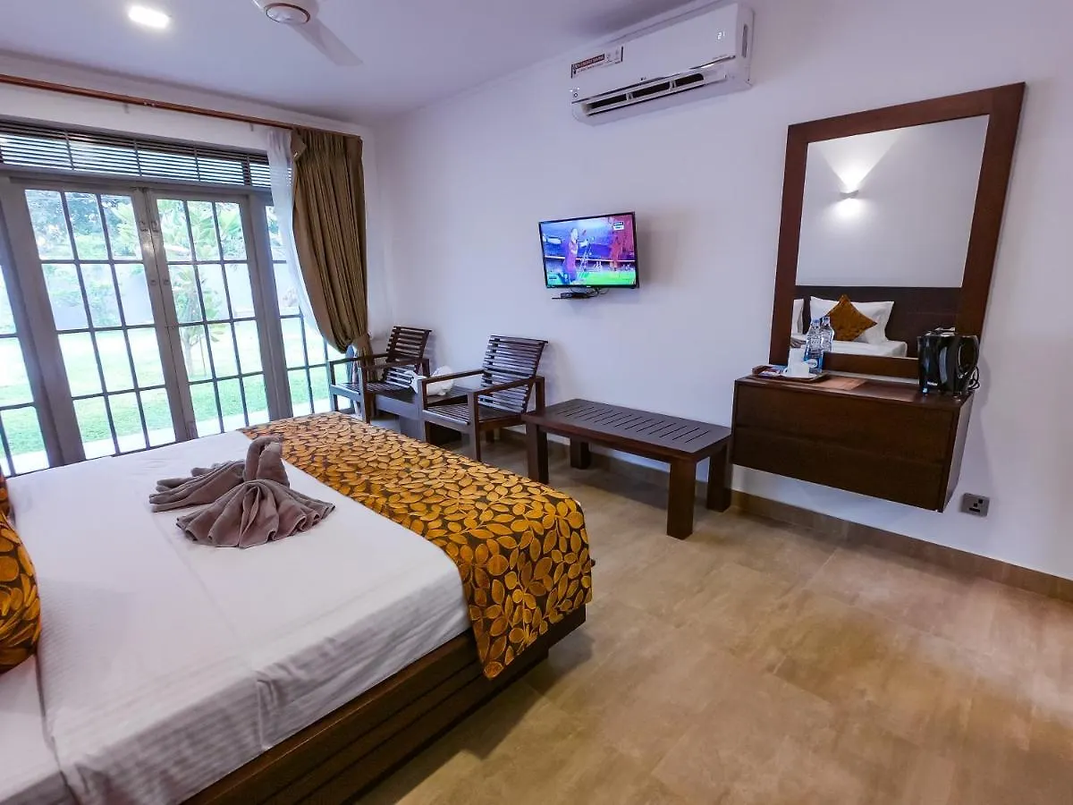 Bony'S Holiday Inn Negombo Bed & Breakfast