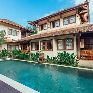 **** Resort Munari Indonesia