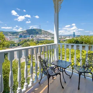 hotel-passport-tbilisi.alltbilisihotels.com/